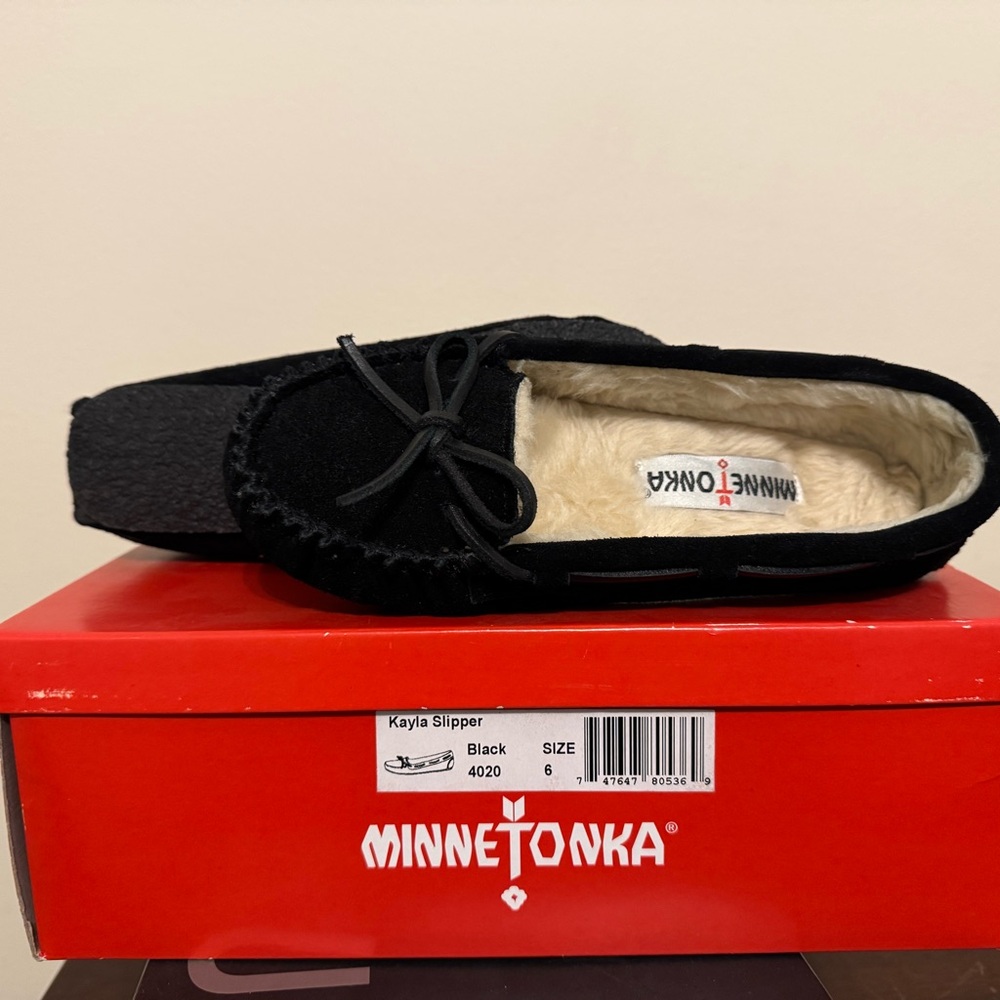 Minnetonka Black Slippers